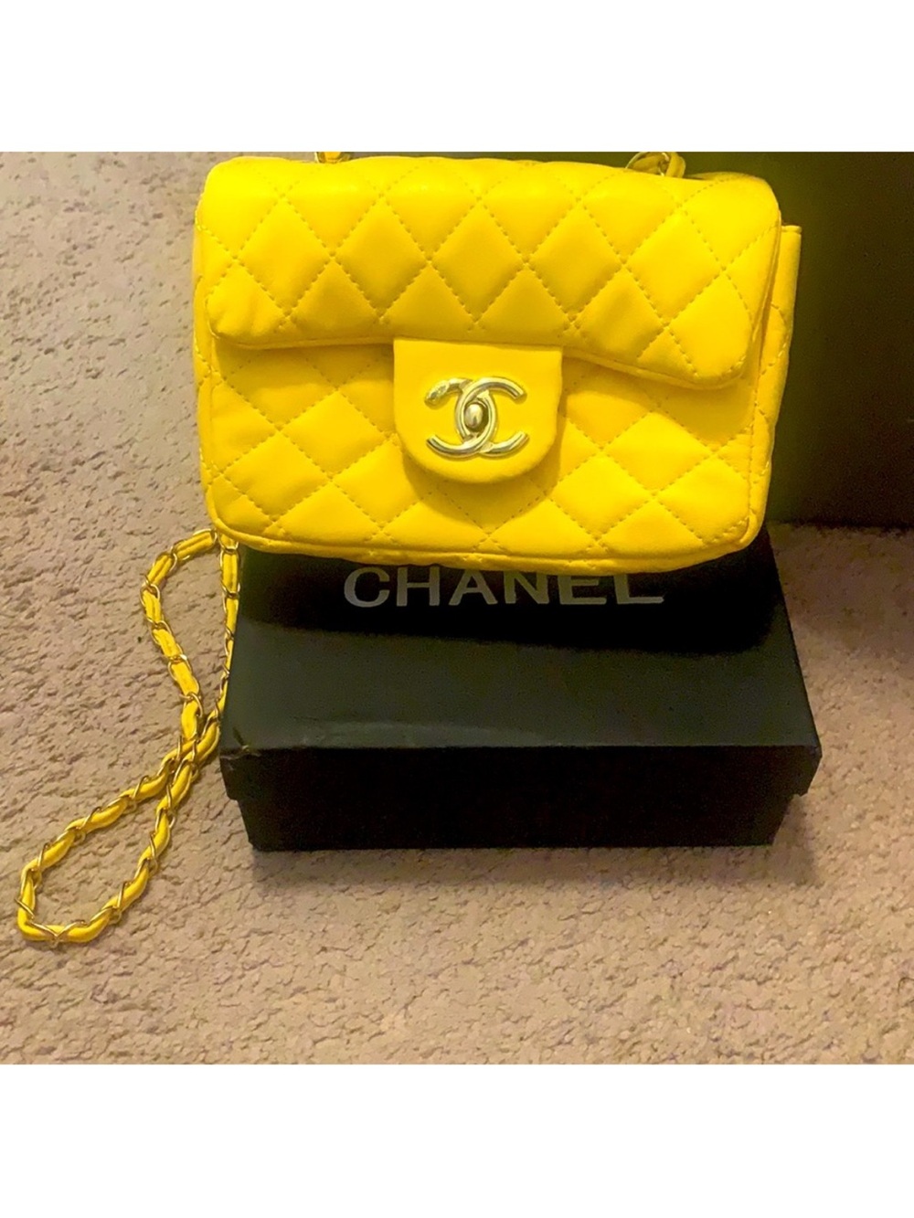 💛Chanel GWP Fashion Crossbody Bag💛